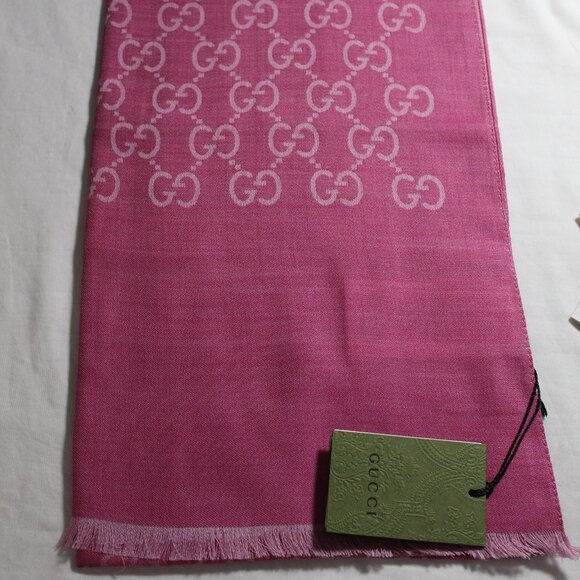 NWT GUCCI Jacquard GG Wool Silk Scarf Unisex - Picture 1 of 6